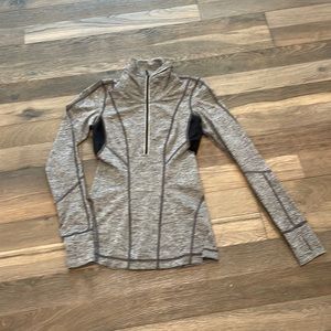 Lululemon 1/2 zip long sleeve